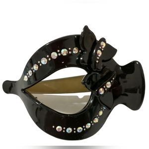 Black hair clip with crystal